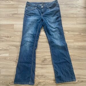 Banana Republic Jeans, Size 32, Low Rise Bootcut